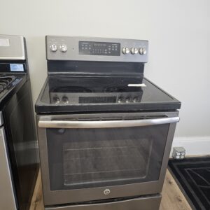 GE Electric Oven